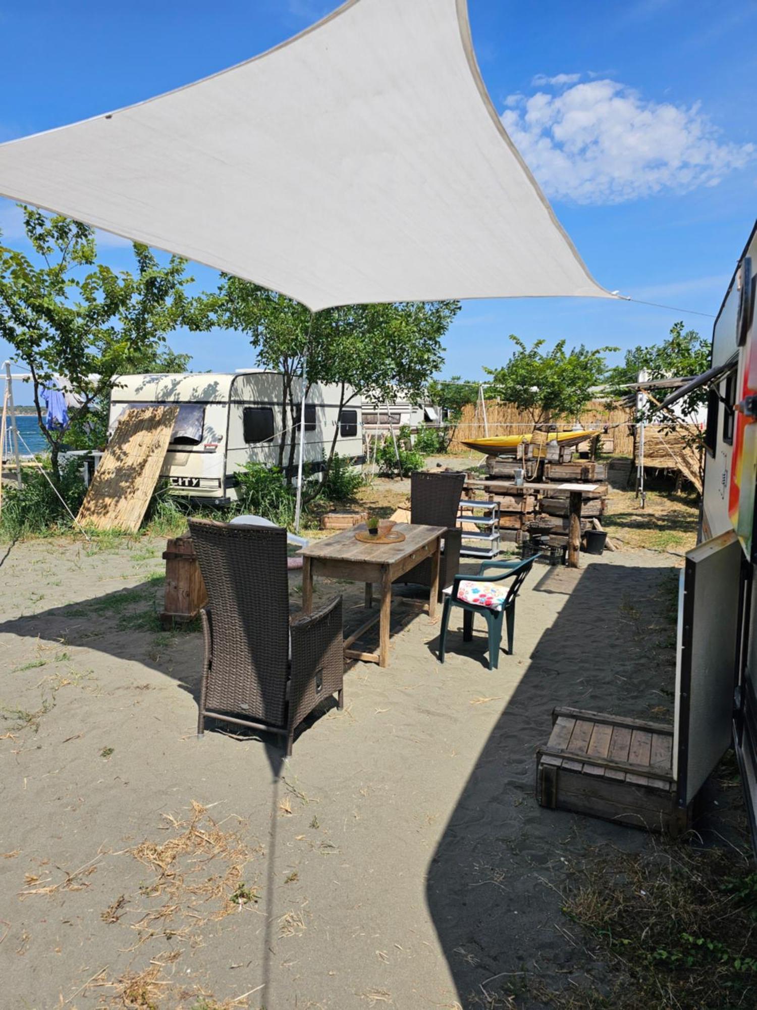 Beachfront Caravans Chernomorets Luaran gambar